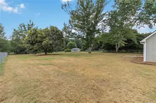 376 Kay Dr, Winder, GA 30680 - Photo 43