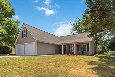 376 Kay Drive, Winder, GA 30680 - Photo 5