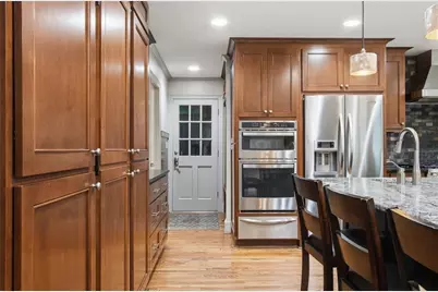 1329 Mile Post Drive, Dunwoody, GA 30338 - Photo 13