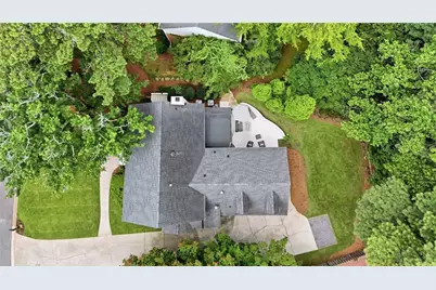 1329 Mile Post Drive, Dunwoody, GA 30338 - Photo 43