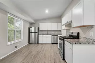 2224 Hightrail Ct, Lithonia, GA 30058 - Photo 11