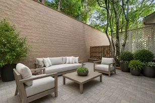 1069 Woodbridge Hollow NE, Atlanta, GA 30306 - Photo 1