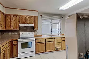 2537 Kings Pistol Ct, Grayson, GA 30017 - Photo 7