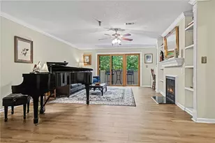 205 Ridley Howard Ct, Decatur, GA 30030 - Photo 19