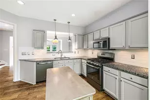 352 Suwanee Ave, Suwanee, GA 30024 - Photo 3