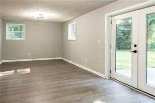 7367 Rountree Dr, Riverdale, GA 30274 - Photo 13