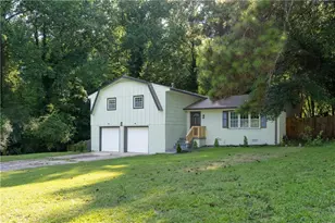 7367 Rountree Dr, Riverdale, GA 30274 - Photo 3