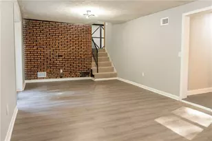 7367 Rountree Dr, Riverdale, GA 30274 - Photo 11