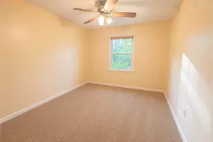 3414 Twin Village Ln, Snellville, GA 30039 - Photo 11