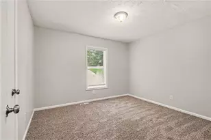 5182 Manitou Way, Stone Mountain, GA 30087 - Photo 13