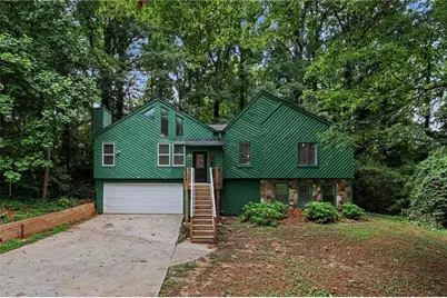 5182 Manitou Way, Stone Mountain, GA 30087 - Photo 1