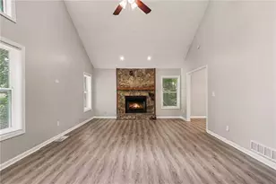 5182 Manitou Way, Stone Mountain, GA 30087 - Photo 5