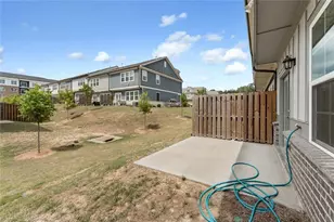 649 Isom Walk, Suwanee, GA 30024 - Photo 19