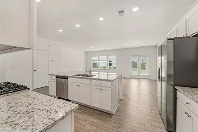 649 Isom Walk, Suwanee, GA 30024 - Photo 11