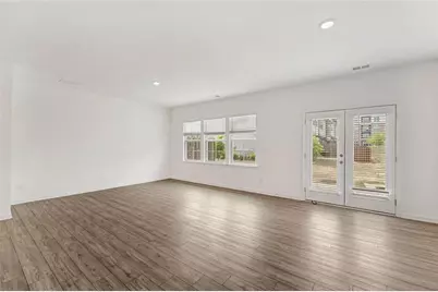 649 Isom Walk, Suwanee, GA 30024 - Photo 13