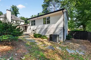 70 Bonnie Ln, Sandy Springs, GA 30328 - Photo 51