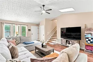 4032 Maxanne Dr NW, Kennesaw, GA 30144 - Photo 5