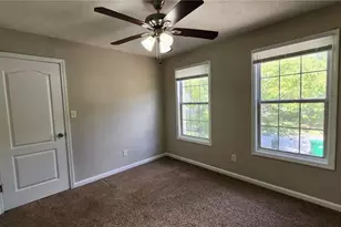 3049 Winding Grove Dr, Lithonia, GA 30038 - Photo 13