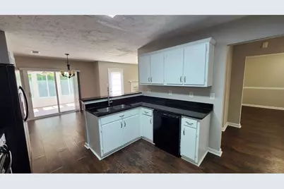 3049 Winding Grove Drive, Lithonia, GA 30038 - Photo 3