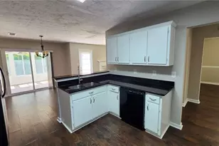 3049 Winding Grove Dr, Lithonia, GA 30038 - Photo 3
