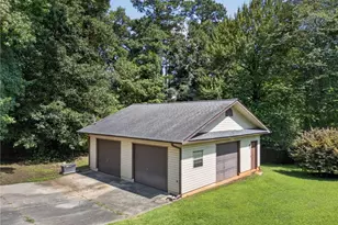 4387 Chelou Dr, Austell, GA 30106 - Photo 3