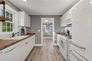 1396 Enota Ave NE, Gainesville, GA 30501 - Photo 9