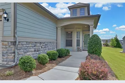 5690 Maple Bluff Way, Hoschton, GA 30548 - Photo 3
