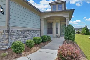 5690 Maple Bluff Wy, Hoschton, GA 30548 - Photo 3