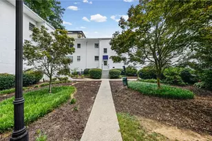 2240 Cheshire Bridge Rd NE, Atlanta, GA 30324 - Photo 21