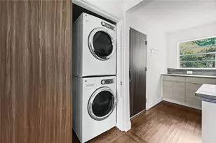 2240 Cheshire Bridge Rd NE, Atlanta, GA 30324 - Photo 19