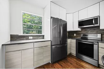2240 Cheshire Bridge Road NE #207, Atlanta, GA 30324 - Photo 9