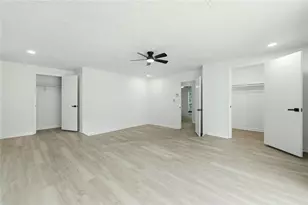 6350 Beethoven Cir, Riverdale, GA 30296 - Photo 17