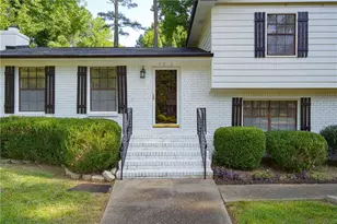 1236 Country Pine Dr, Ellenwood, GA 30294 - Photo 5