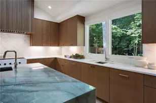 366 Blackland Rd NW, Atlanta, GA 30342 - Photo 21