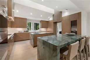 366 Blackland Rd NW, Atlanta, GA 30342 - Photo 17
