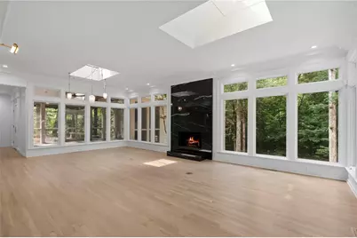 366 Blackland Road NW, Atlanta, GA 30342 - Photo 21