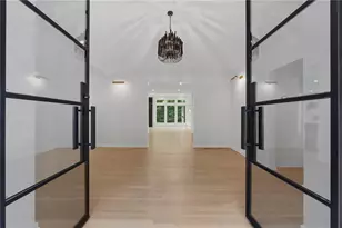 366 Blackland Rd NW, Atlanta, GA 30342 - Photo 7
