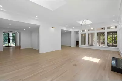 366 Blackland Road NW, Atlanta, GA 30342 - Photo 19