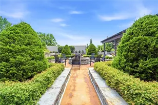 2277 Peachtree Rd NE, Atlanta, GA 30309 - Photo 21