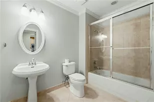 2277 Peachtree Rd NE, Atlanta, GA 30309 - Photo 9