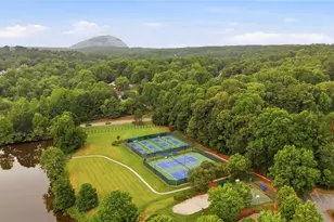 424 Water Fall Ln, Stone Mountain, GA 30087 - Photo 11