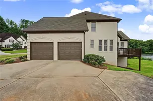 424 Water Fall Ln, Stone Mountain, GA 30087 - Photo 7