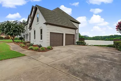 424 Water Fall Lane, Stone Mountain, GA 30087 - Photo 5
