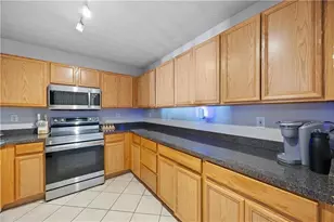6690 Villa Ct, Lithonia, GA 30038 - Photo 5