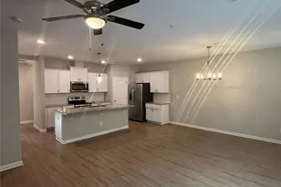 628 Collecitons Dr, Lawrenceville, GA 30043 - Photo 5