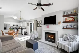 226 Park Pl, Woodstock, GA 30189 - Photo 5