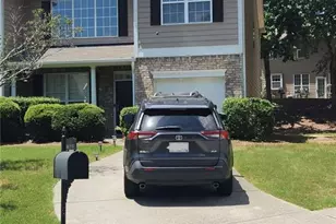 161 Oak Green Dr, Lawrenceville, GA 30044 - Photo 1
