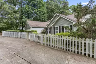 22 Maddox Road SE, Acworth, GA 30102 - Photo 3