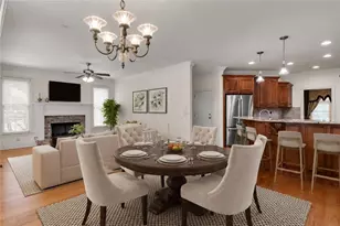 1020 Cranbrook Glen Ln, Snellville, GA 30078 - Photo 17