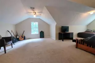 2737 Crestworth Ln, Buford, GA 30519 - Photo 15